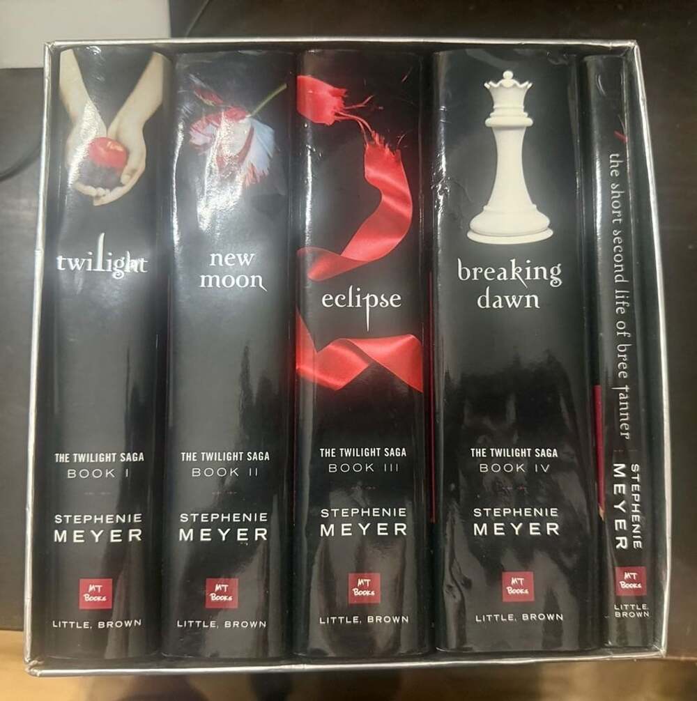 The Twilight Saga Complete Collection Box Set by Stephenie Meyer Hardcover